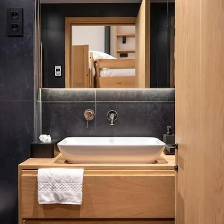 Skydome In Paris - Private Parking Apartamento Toulouse